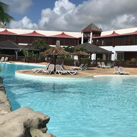 LE CAMASSIA - Studio de standing dans résidence privée avec accès Piscine et plage. Saint-Francois  Esterno foto