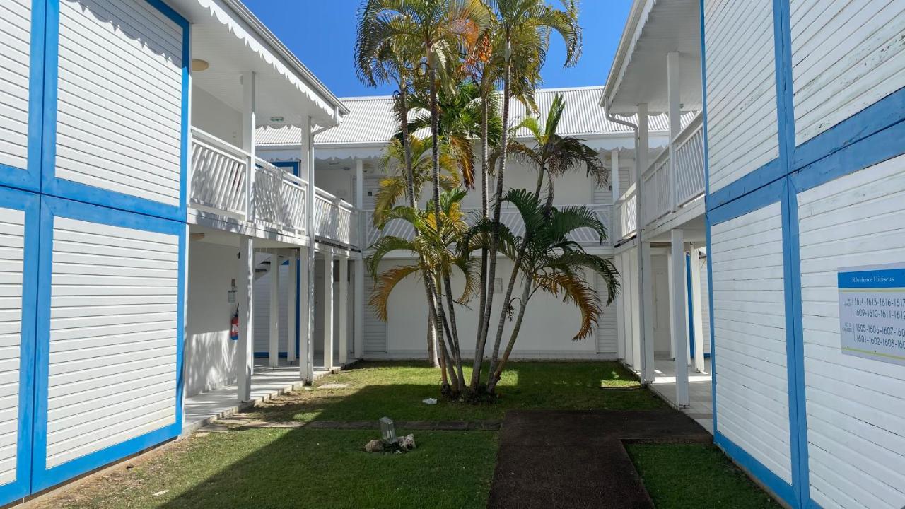 LE CAMASSIA - Studio de standing dans résidence privée avec accès Piscine et plage. Saint-Francois  Esterno foto